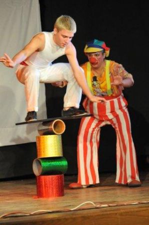 קרקס לילדים - לוליינות